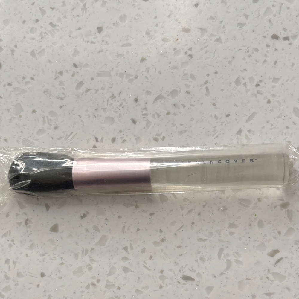 Sheer Cover Makeup Brush with Clear Handle